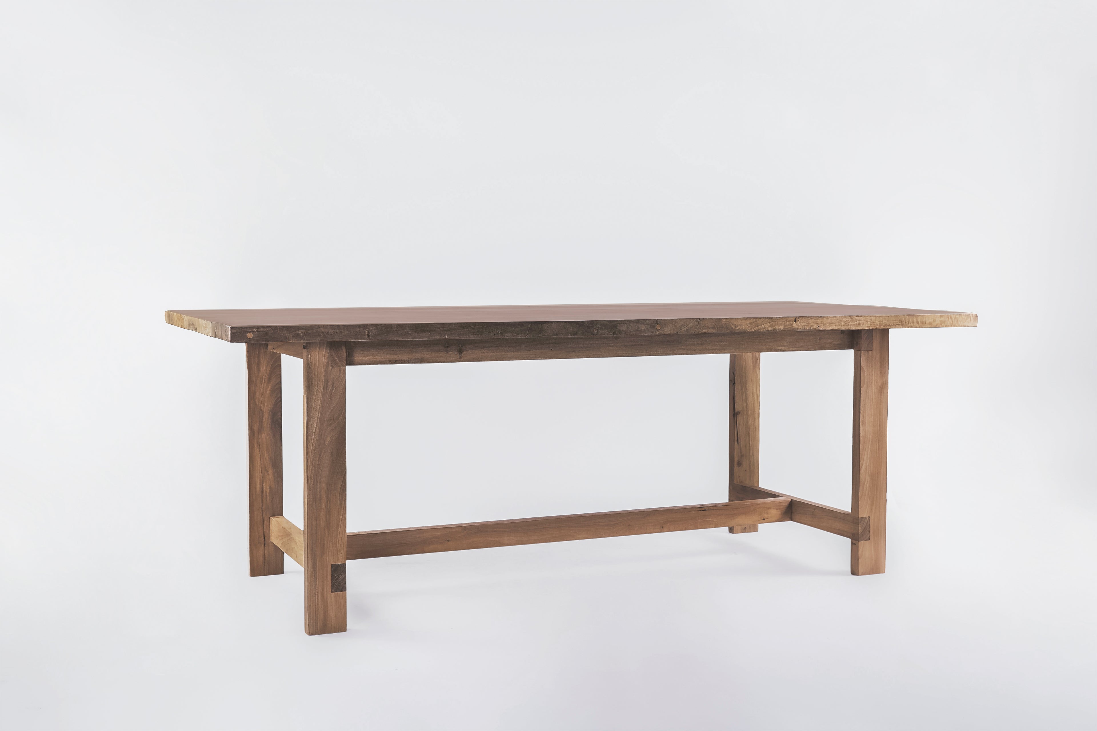 MESA BALI